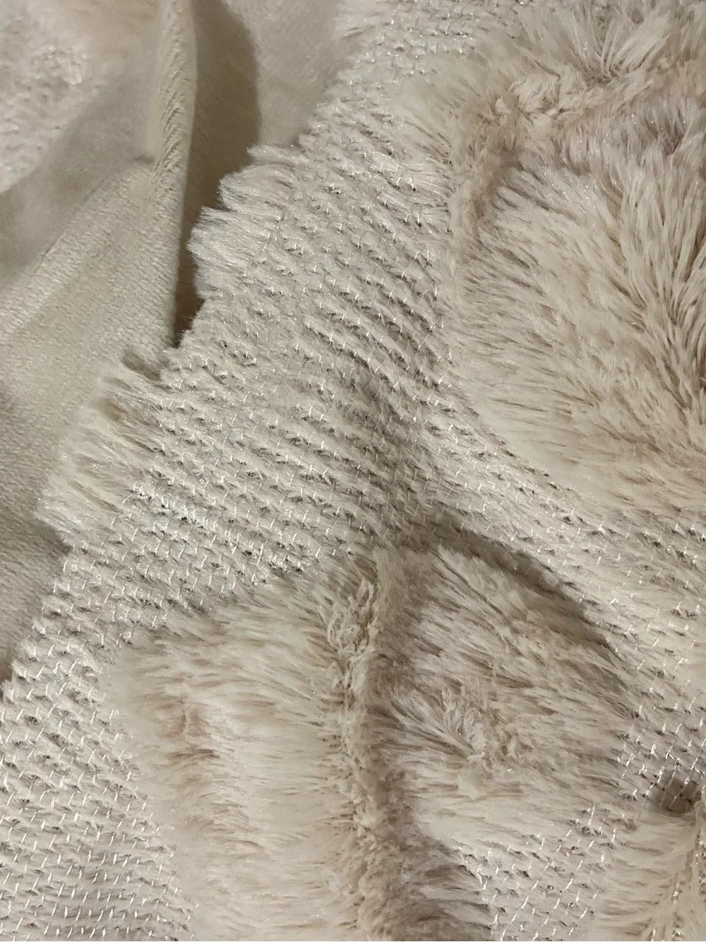 Double 60x 80” Quilt/Bedspread Crean Heart Pattern